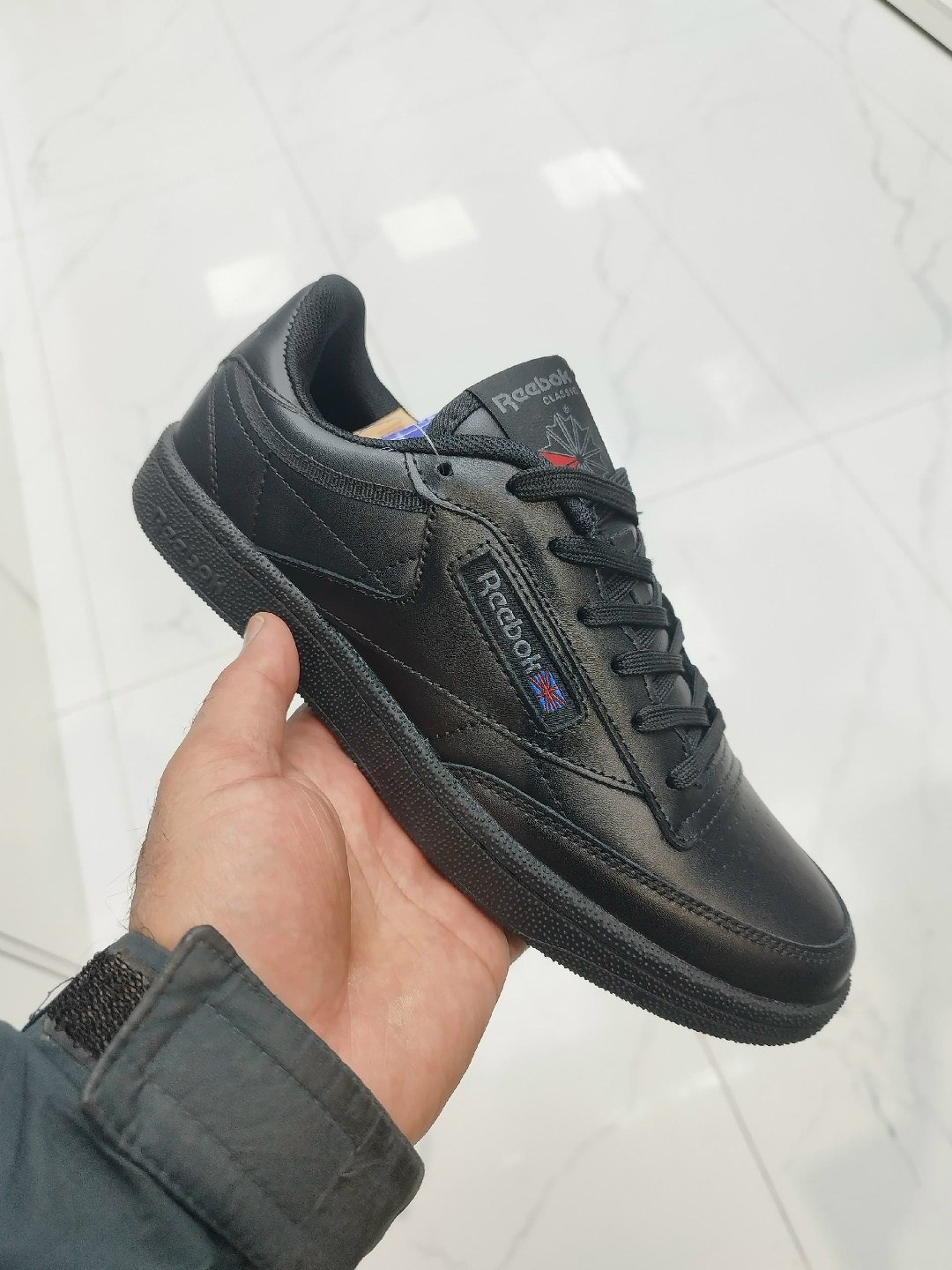 кроссовки reebok,,кроссовки мужские reebok,кроссовки reebok classic,кроссовки reebok club c 85