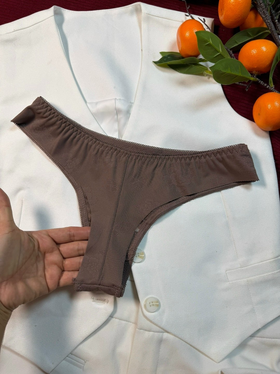 стринги женские кружевные,женские стринги,кружевные стринги,кружевные трусики стринги,стринги нижнее белье