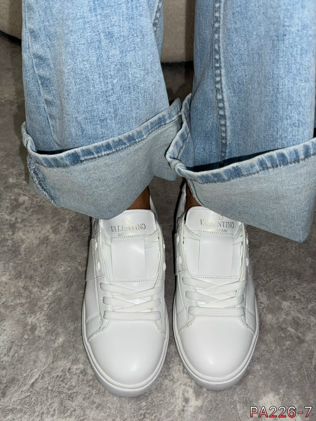 ,кроссовки женские valentino,кроссовки valentino,valentino кеды, спортивная