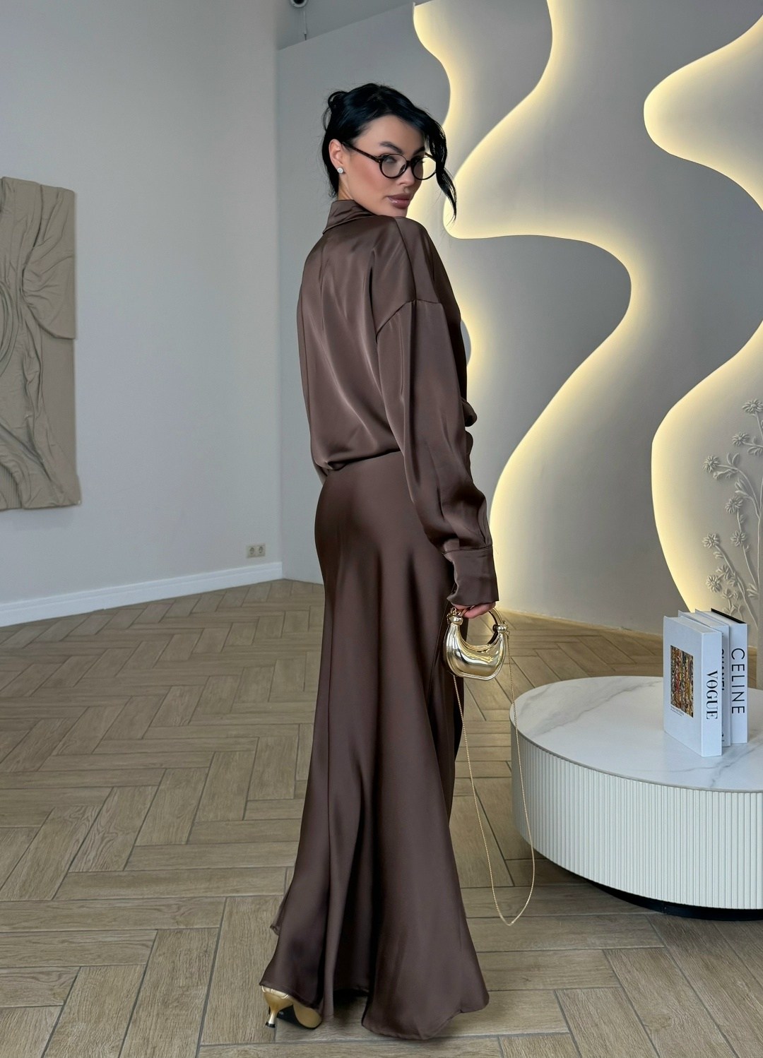 шелковый костюм,белые костюмы,шелковый костюм в пижамном стиле,женские костюмы