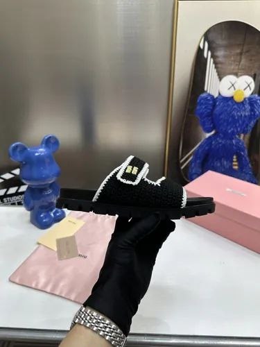 сандалии женские,шлепанцы женские,тапочки модные,модные сандалии,сандалии