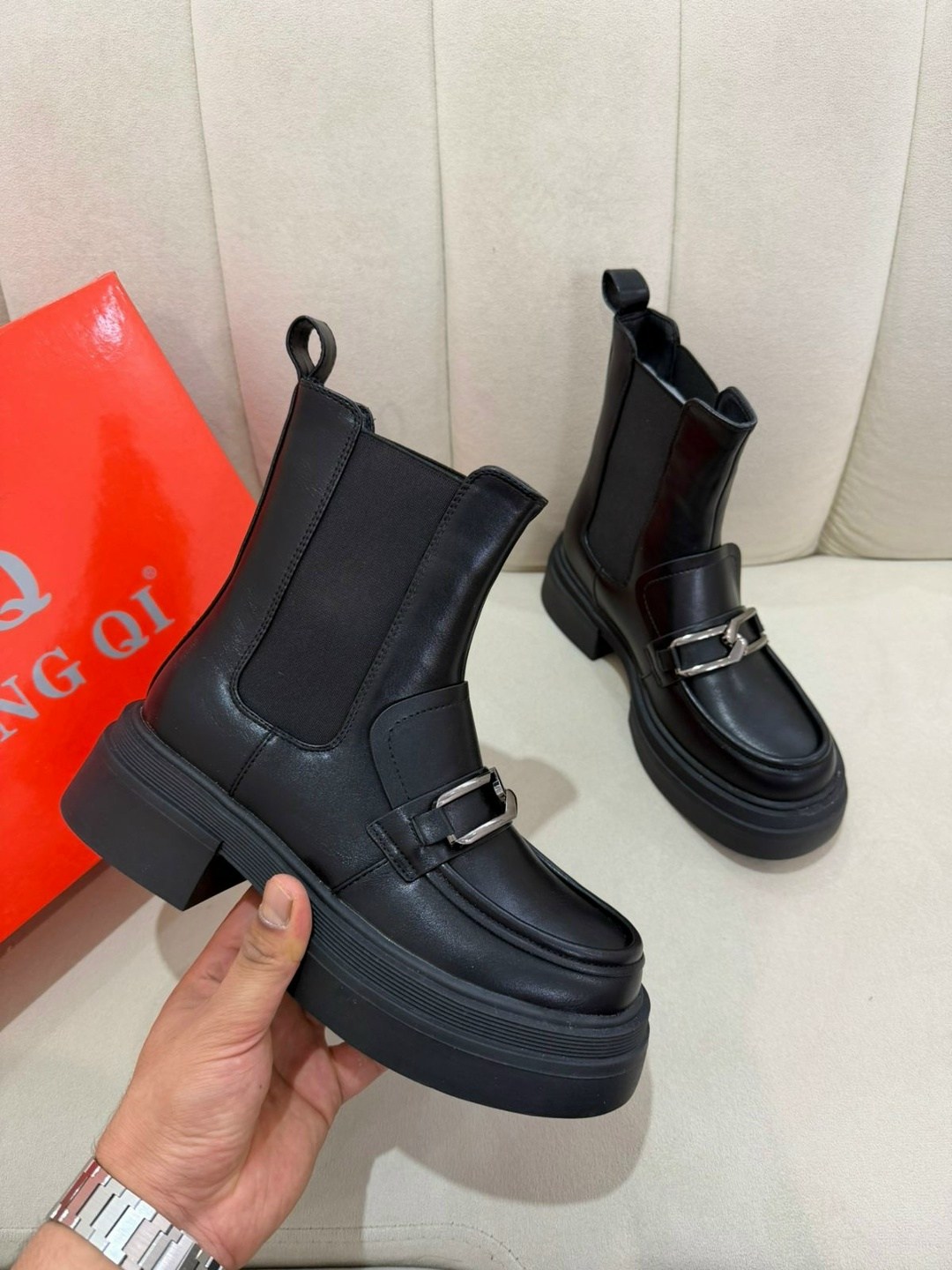 ,женские ботинки,женская ,полусапоги,модные ботинки