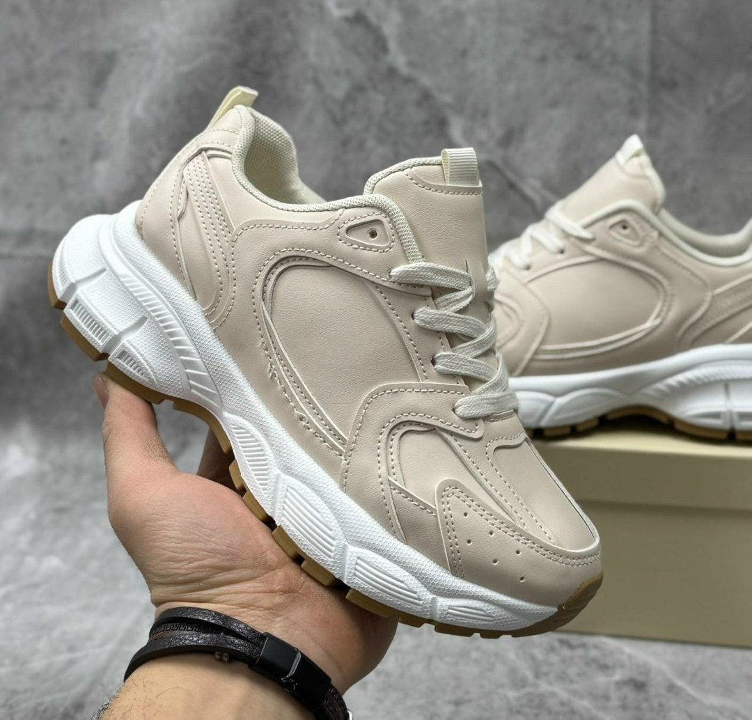 женские кроссовки,бежевые кроссовки,модные кроссовки,повседневные кроссовки,женские массивные кроссовки