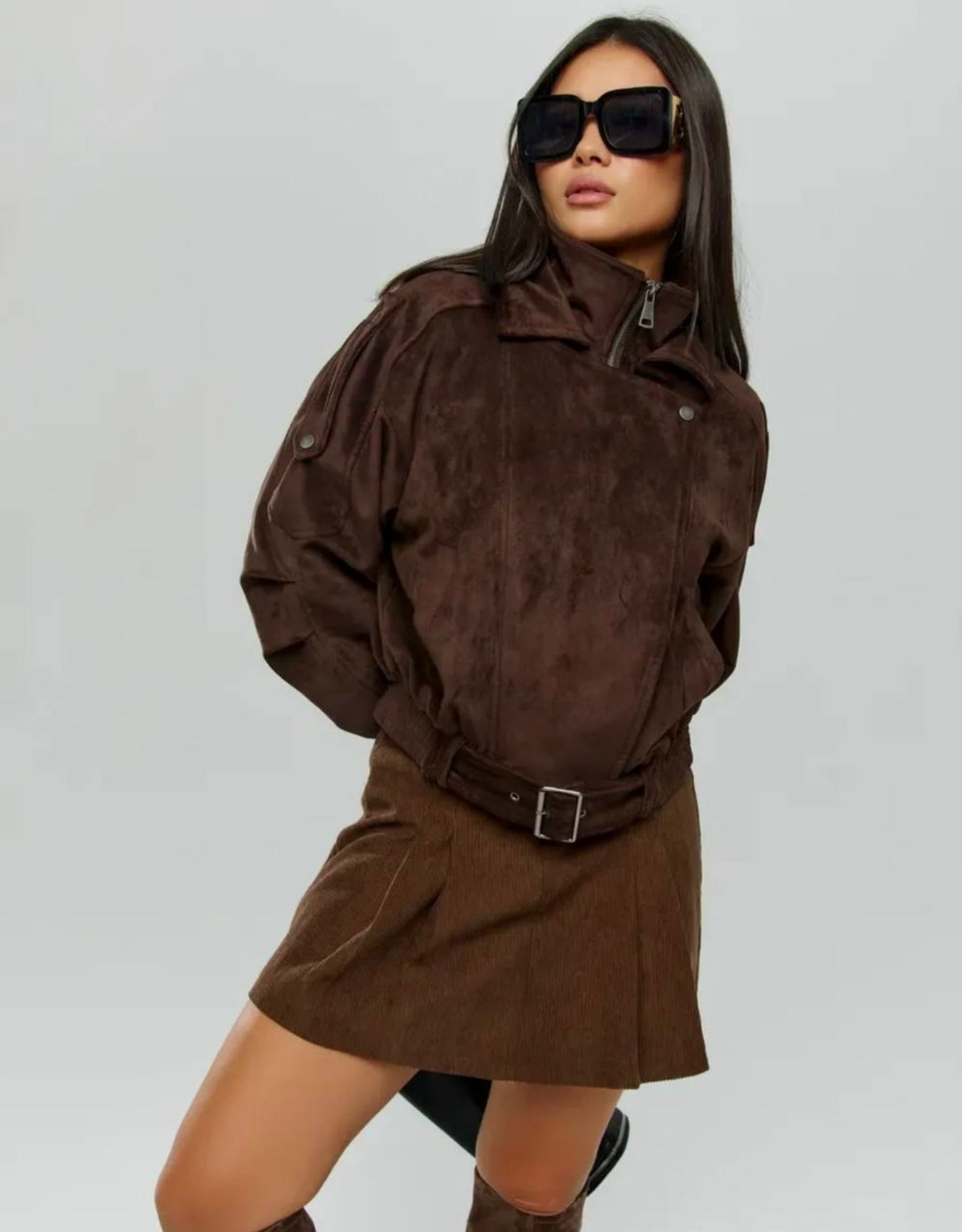 женская куртка бомбер из эко замши коричневого цвета,бомбер куртка замшевая оверсайз премиум x'zotic,замшевая куртка,замшевая куртка бомбер осенняя оверсайз bliss luxury,бомбер куртка