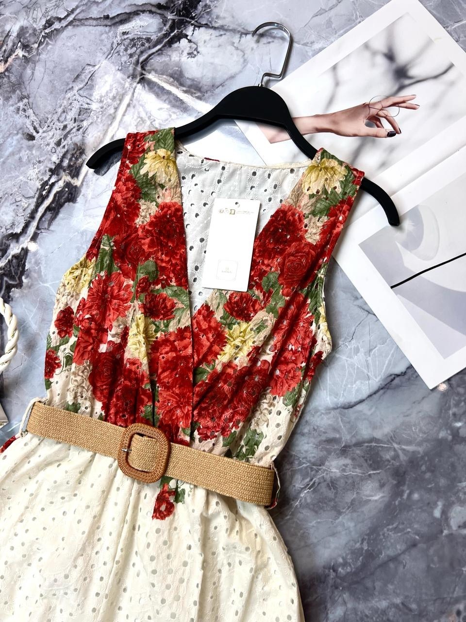 женщин,девушка в платье,высокая мода,роскошная блондинка