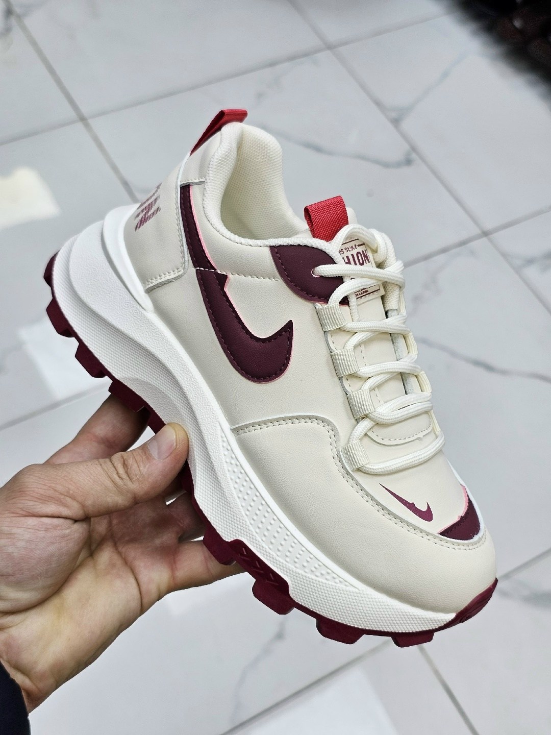 кроссовки женскиe,кроссовки,кроссовка,кроссовки модные,кроссовки