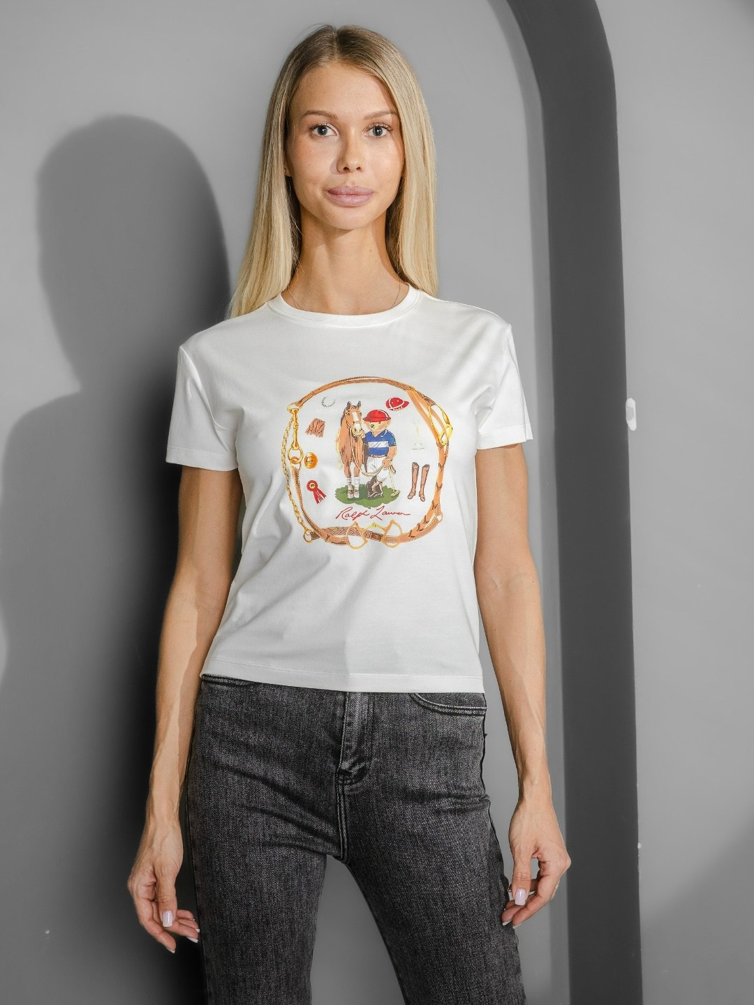 футболки женская,футболка женская белая,базовая женская футболка,футболке,футболка с принтом