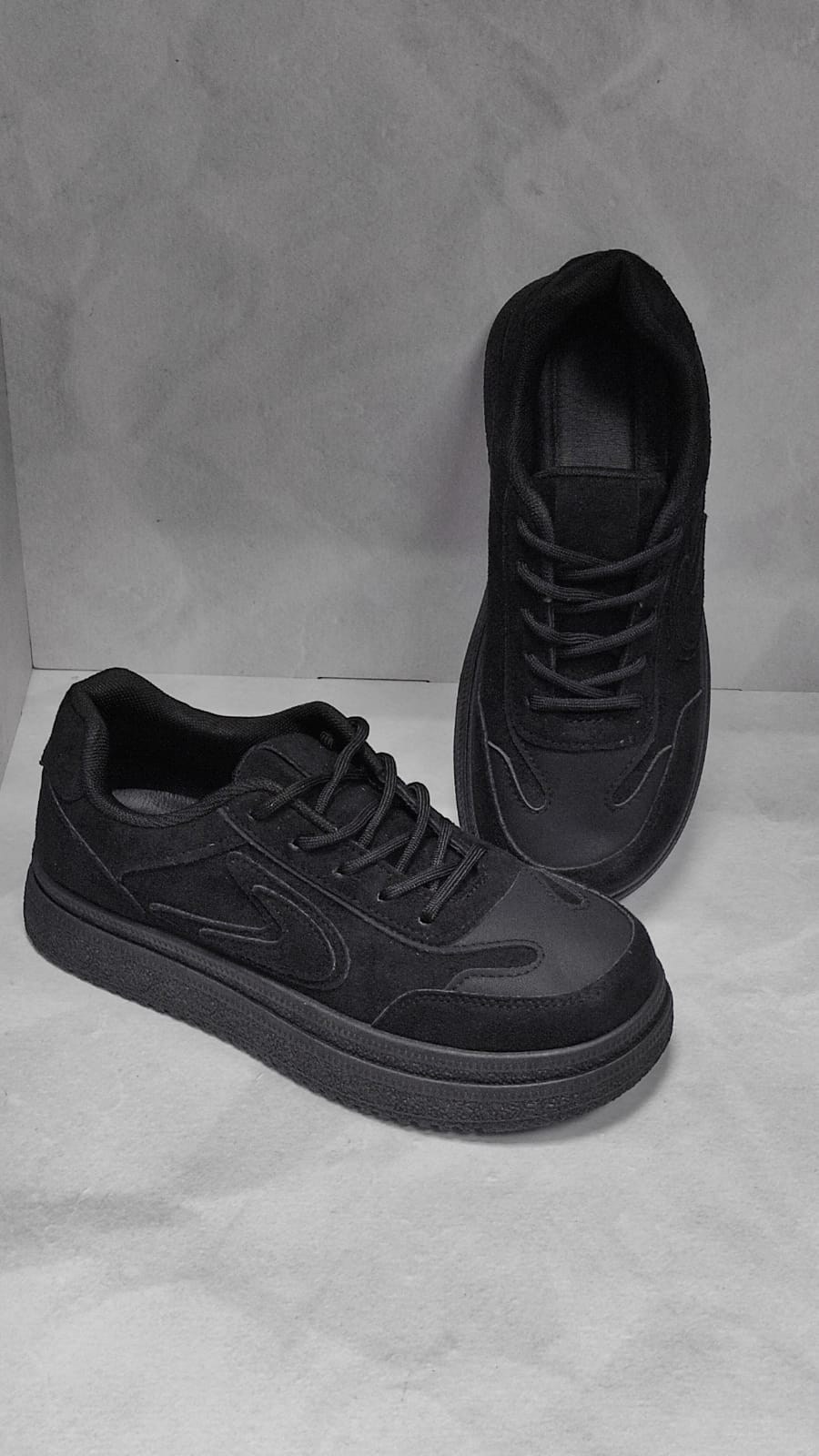 ,черные кроссовки,кроссовки унисекс,мужские кроссовки,кроссовка мужской