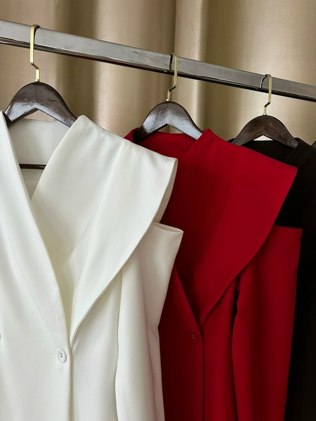 брючный костюм женский,костюм с жакетом,костюм с брюками,легинсы со штрипками с пиджаком,пиджак и жакет