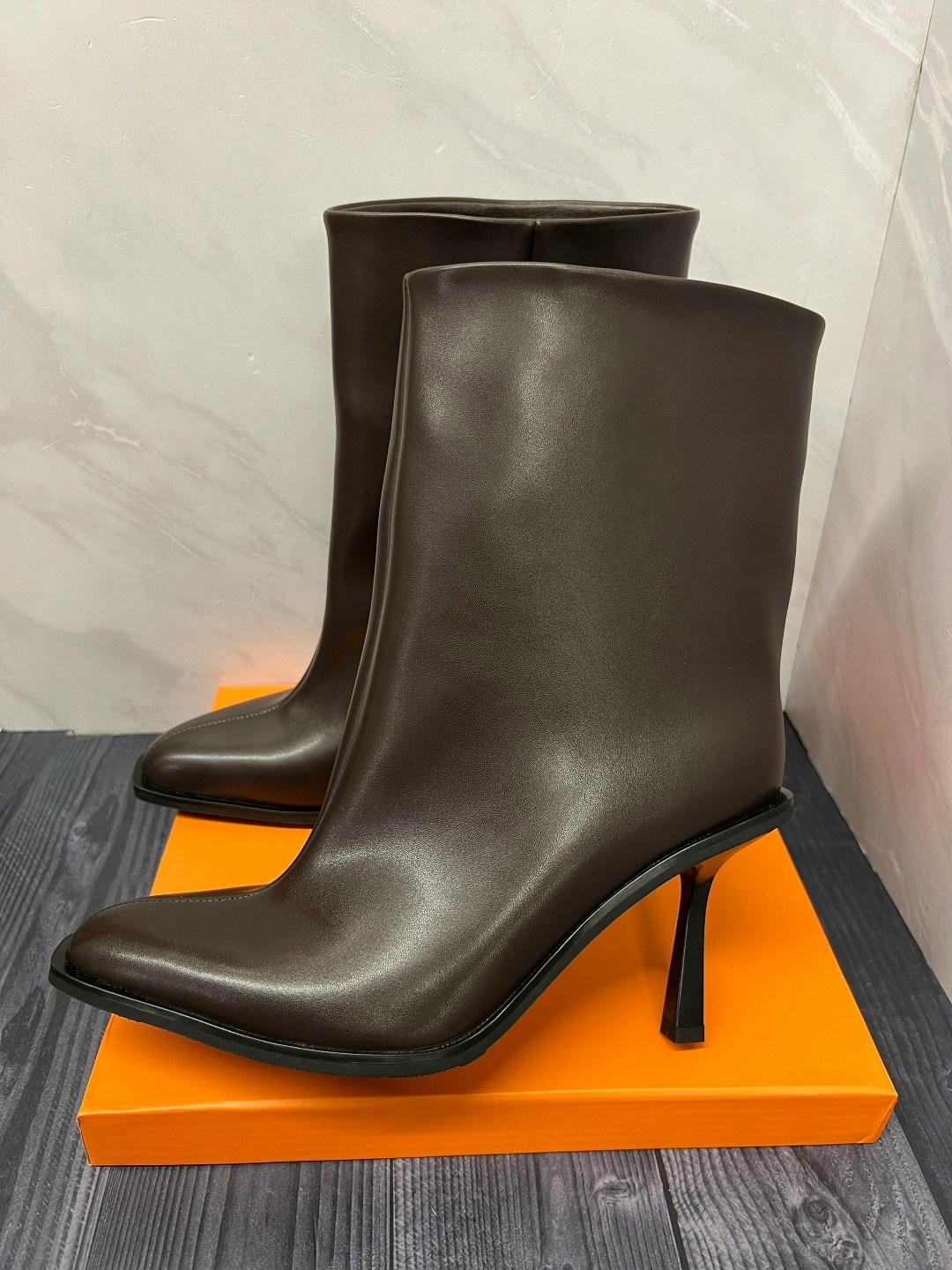 ботильоны замшевые,женские ботильоны,,женская ,ботильоны модные