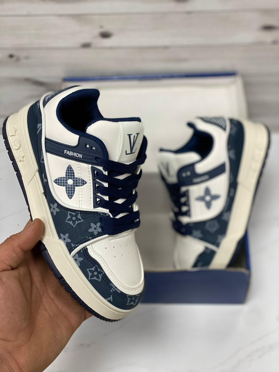 кроссовки louis vuitton,луи виттон кроссовки мужские оригинал,кроссовки louis vuitton кроссовки louis vuitton,louis vuitton кроссовки мужские,кроссовки louis vuitton trainer: джинс. синий/белый