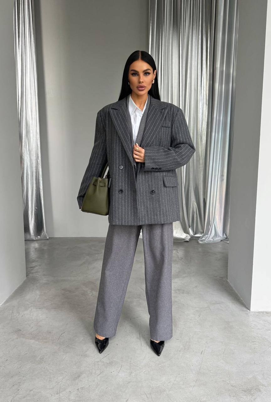 пальто пиджак оверсайз в полоску much love,пальто пиджак оверсайз в полоску much love цвет графит черный,жакет,костюм брючный,пиджак