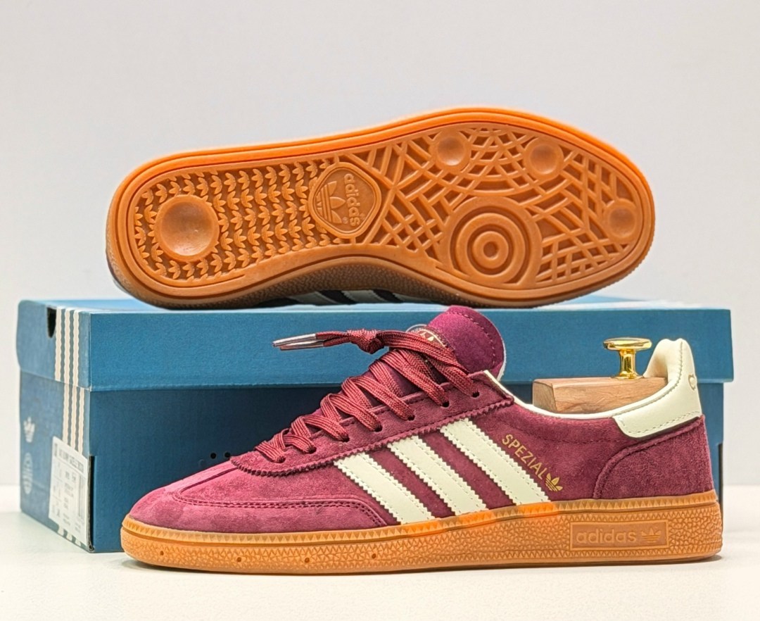 кроссовки кеды из натуральной замши adidas spezial,adidas handball spezial,adidas originals handball spezial,кроссовки adidas spezial из замши, фиолетовый,кроссовки adidas originals handball spezial