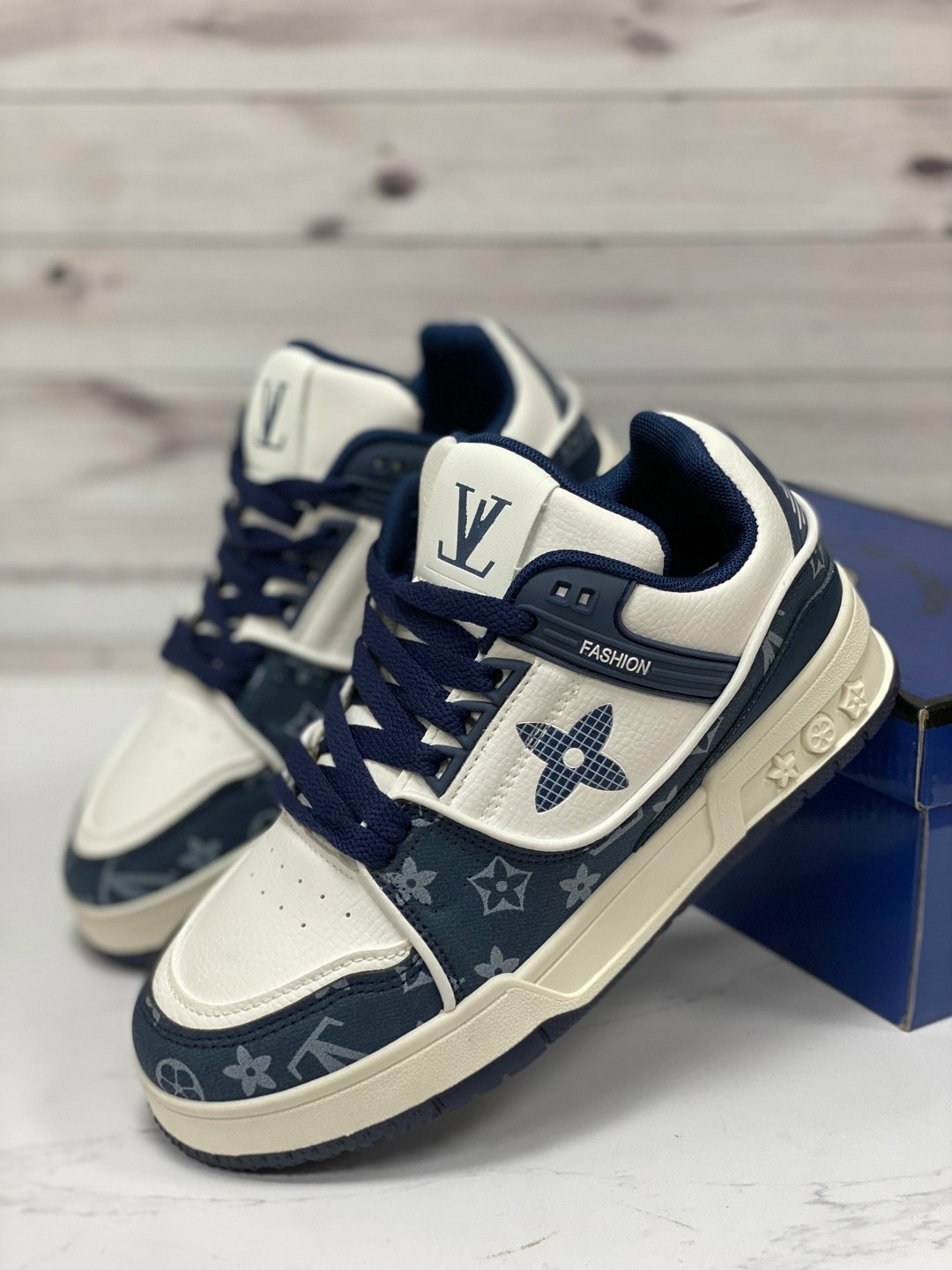 кроссовки louis vuitton,луи виттон кроссовки мужские оригинал,кроссовки louis vuitton кроссовки louis vuitton,louis vuitton кроссовки мужские,кроссовки louis vuitton trainer: джинс. синий/белый