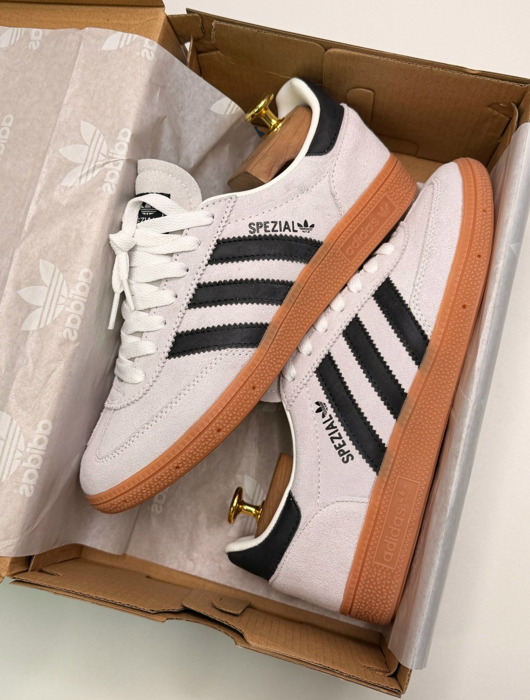 кроссовки adidas handball spezial,кроссовки spezial adidas,кеды adidas spezial,кроссовки adidas,adidas spezial handball