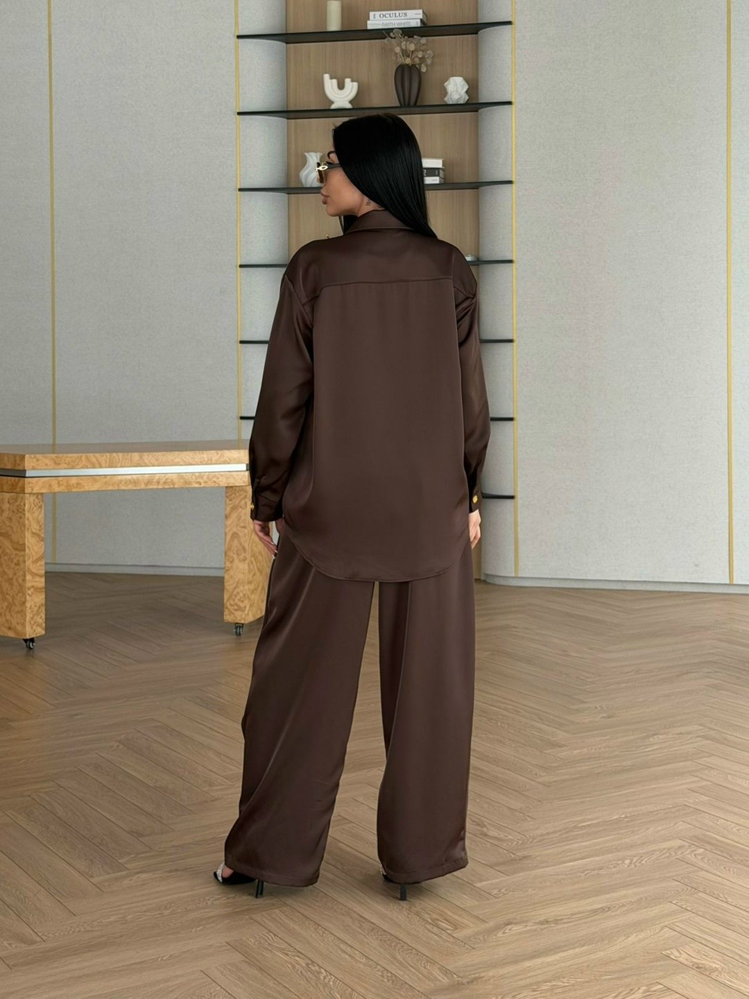костюм брючный шёлк "шоколад",шелковый брючный костюм,атласный костюм,женский костюм,шелковый костюм