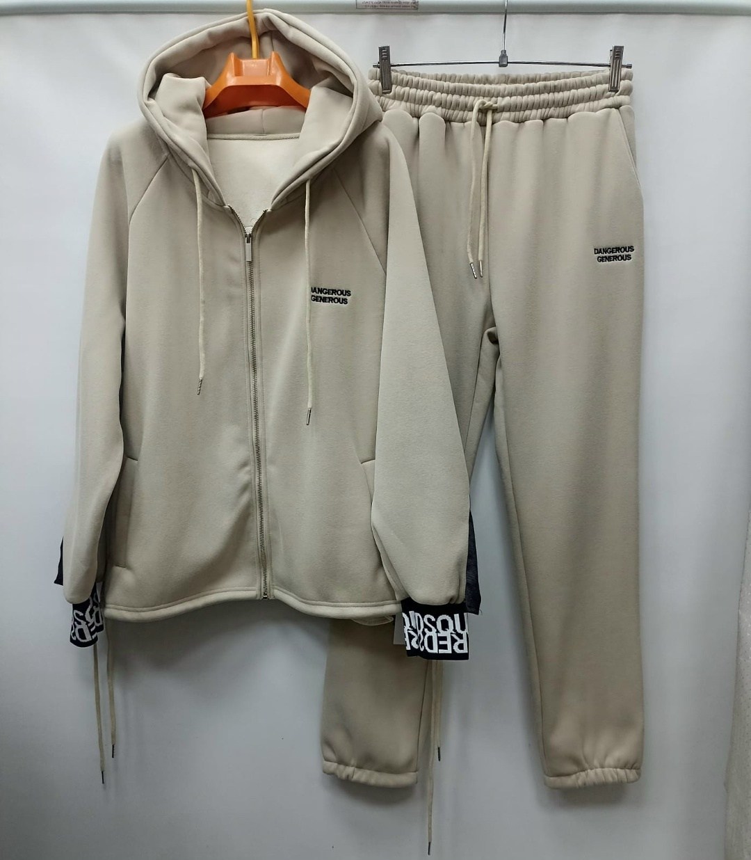 спортивные костюмы,костюм женский,костюм женский на флисе,тёплые костюмы,спортивный костюм флис