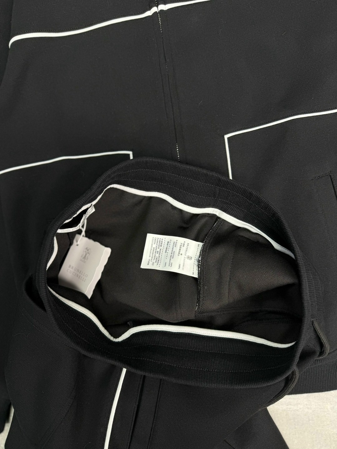 спортивный костюм brunello cucinelli,brunello cucinelli костюм,brunello cucinelli спортивный костюм мужской,костюм спортивный,мужской спортивный костюм