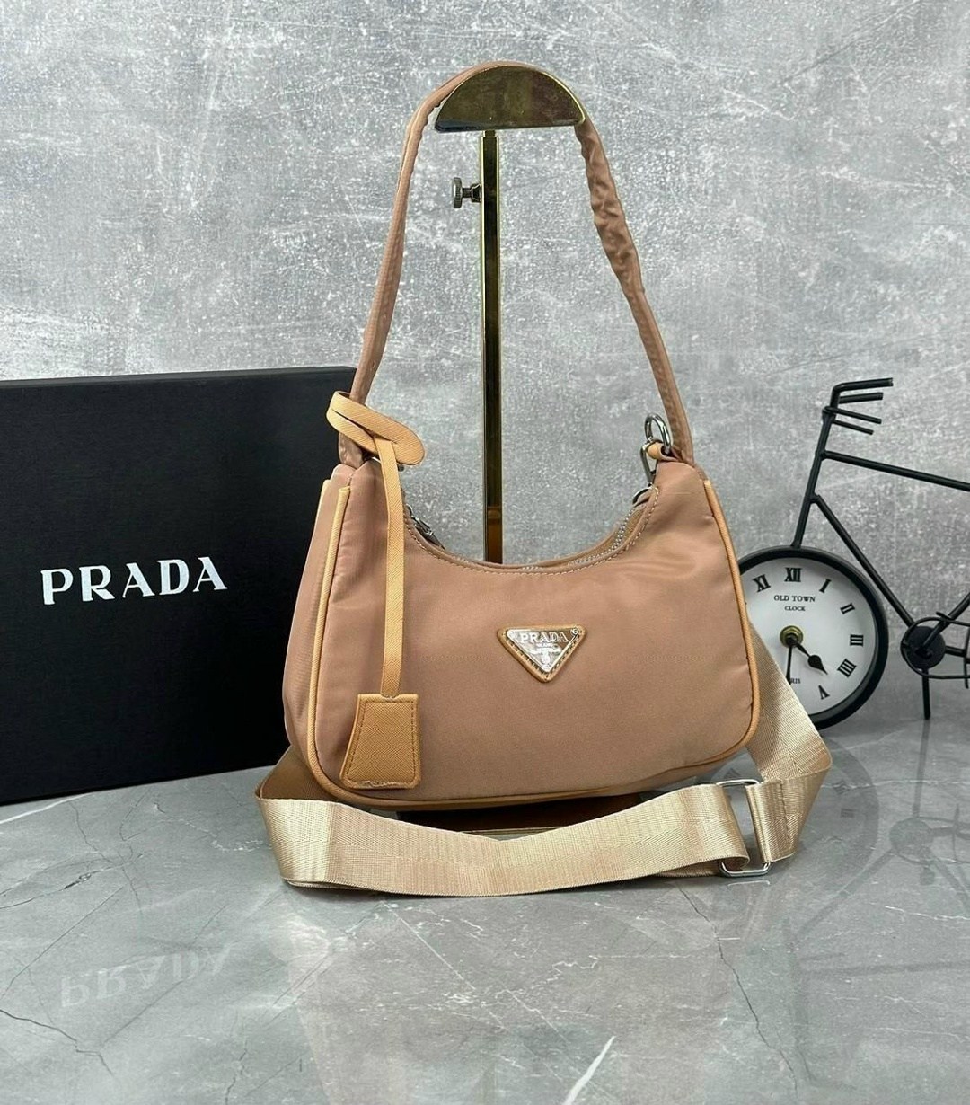 prada сумка,prada re-nylon bag,нейлоновая сумка prada,сумка женская prada,prada prada