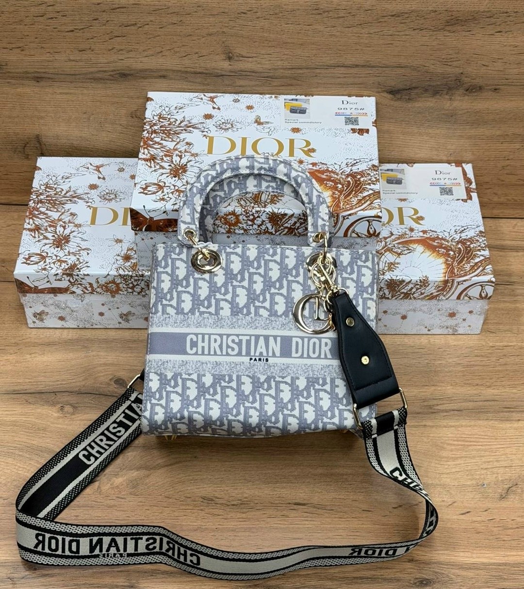 тканевая сумка christian dior,сумка женская christian dior,dior сумка,сумка christian dior,сумка christian dior lady текстиль