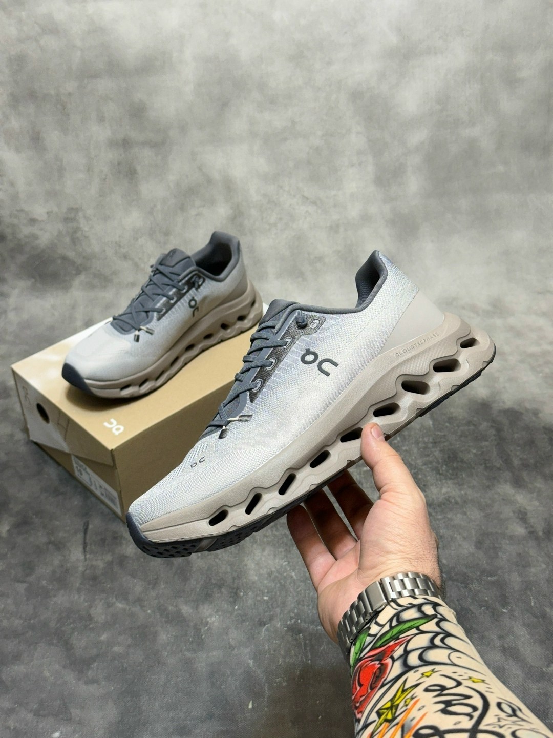 кроссовки cloudmonster бело-серый on,кроссовки,кроссовки cloudtilt on running нейтральный,кроссовки cloudtilt "cinder/sand" on running,кроссовки on