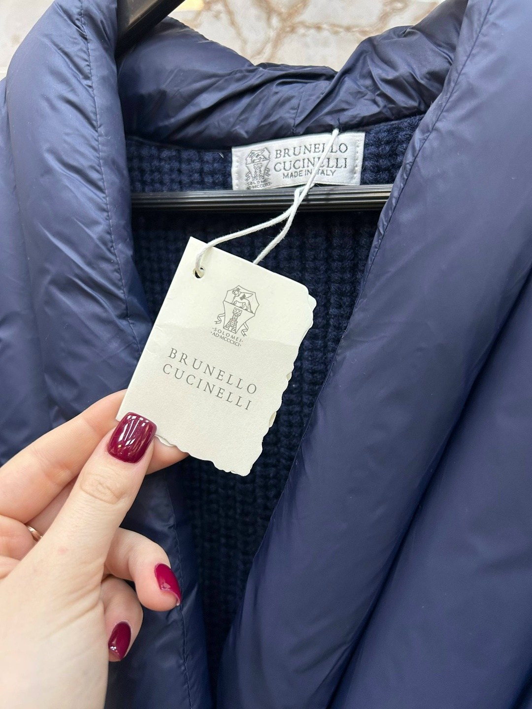 жилетка женская,женские жилеты,жилет,теплый жилет,жилетка с поясом