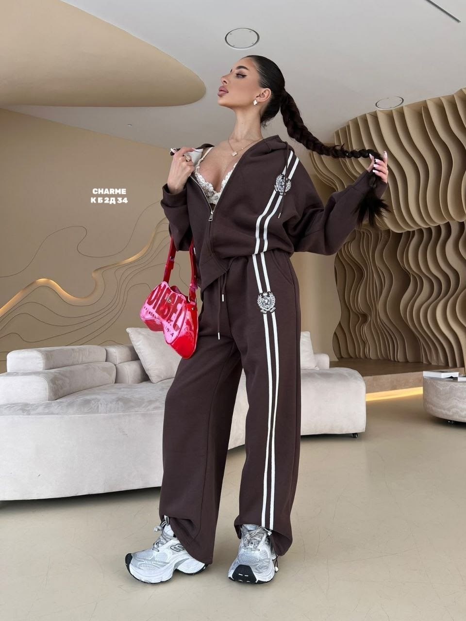 костюм спортивный женский,спортивный костюм,loro piana женский красный костюм,женский костюм,спорткостюм люкс