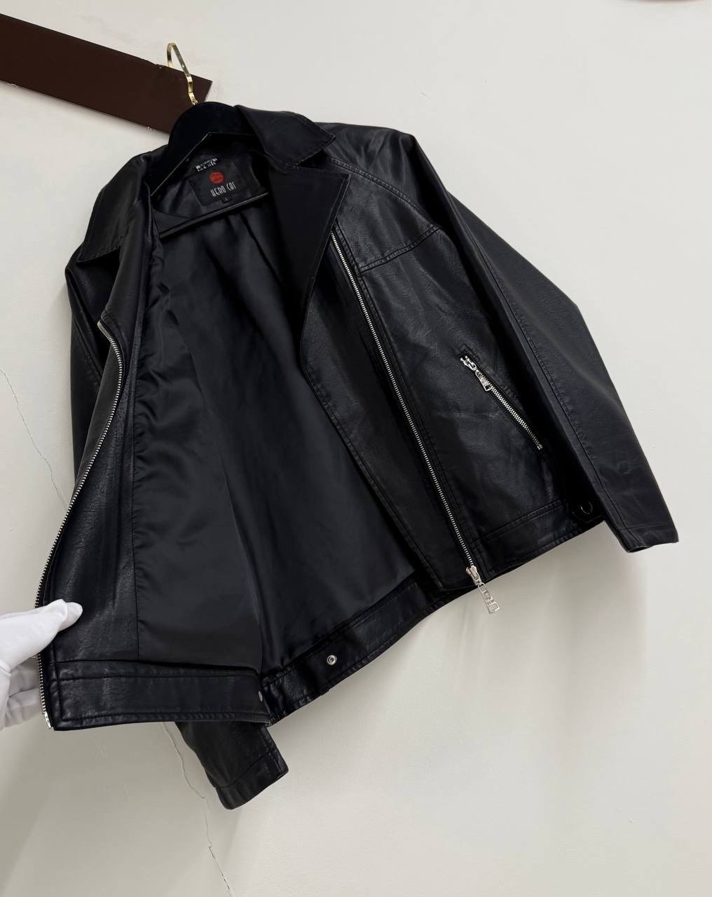 женская байкерская куртка из искусственной кожи,женская куртка из искусственной кожи,куртка резервед косуха женская,косуха куртка,куртка кожаная