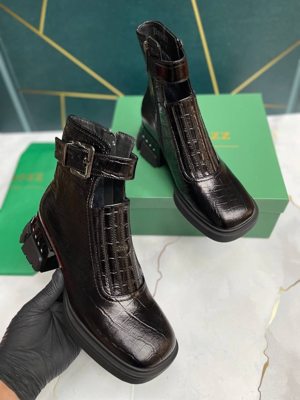 ботинки женские,,женская ,ботинки модные,ботильоны женские