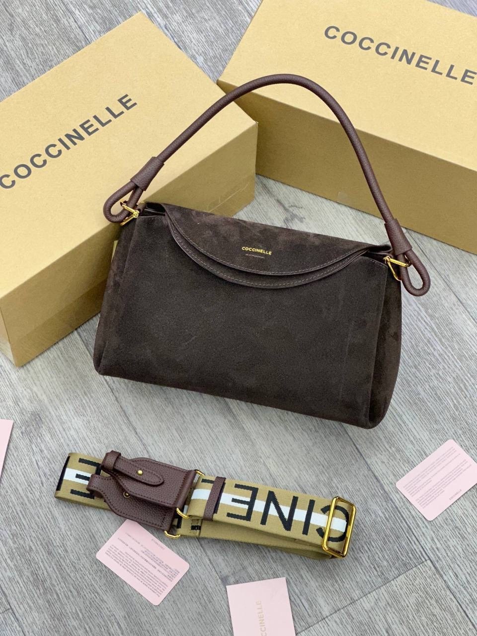 сумка coccinelle,сумка coccinelle замшевая,сумка женская coccinelle натуральная замша,замшевая сумка,сумка женская coccinelle