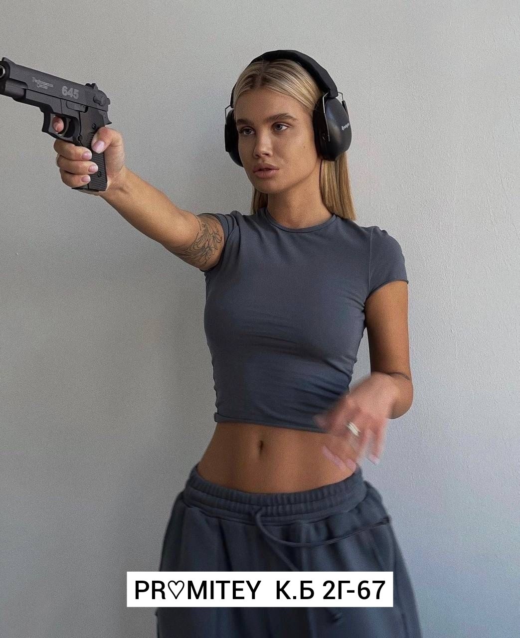 женский кроп топ,костюм женский топ,спортивные женские костюмы,кроп топ,женские костюмы