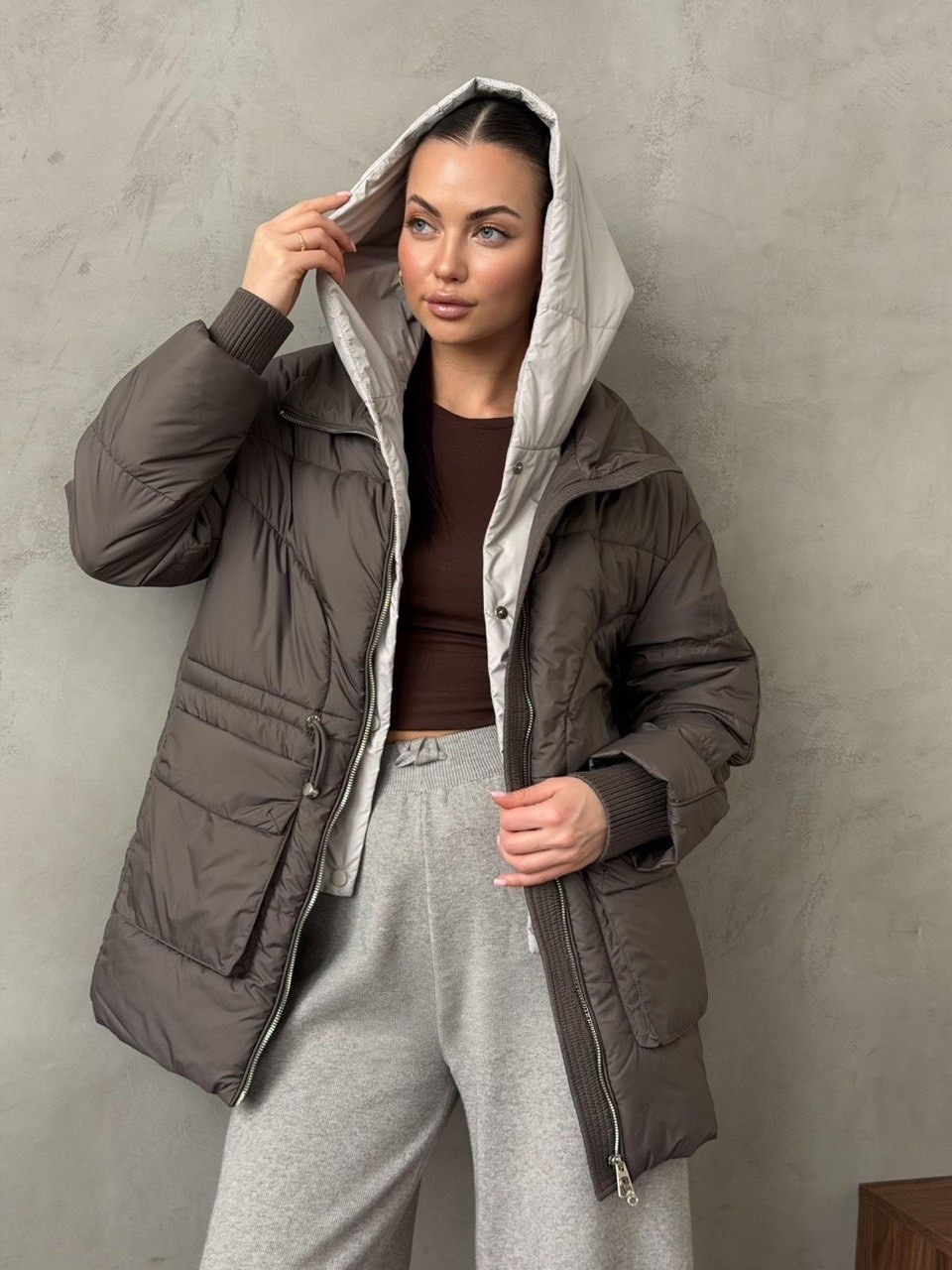 куртка демисезонная с капюшоном oversize okxana utova brand,куртка демисезонная женская,куртка демисезонная с капюшоном oversize oksana utova brand,куртка теплая,демисезонная куртка