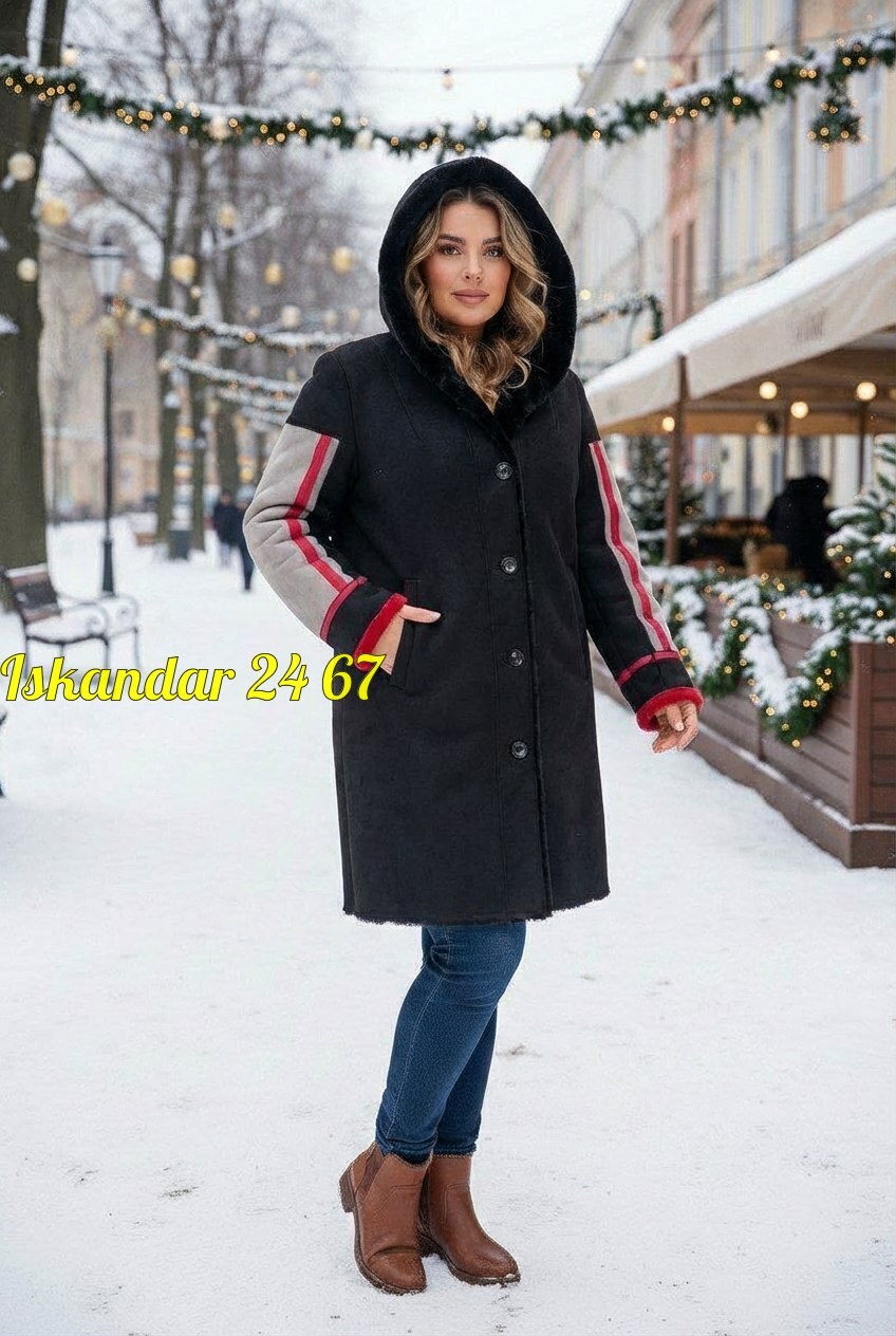 дизайнерская экошуба в спортивном стиле из комбинированного экомеха,мутоновая шуба,шуба из мутона,шуба из мутона с капюшоном отделка норка,шуба в спортивном стиле