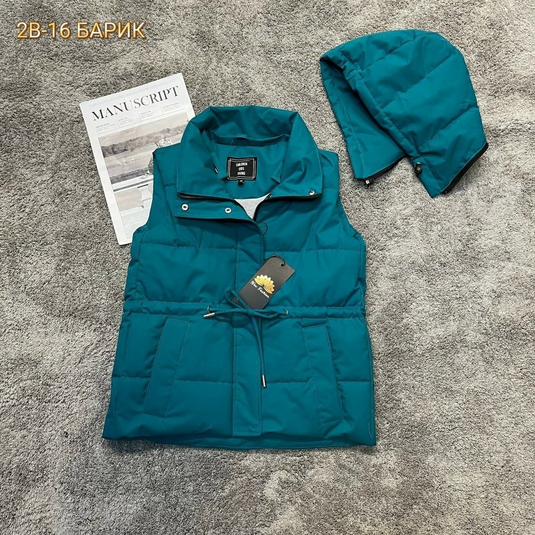 жилетка женская,теплый жилет,жилет с капюшоном женский,женские жилеты,жилет с капюшоном