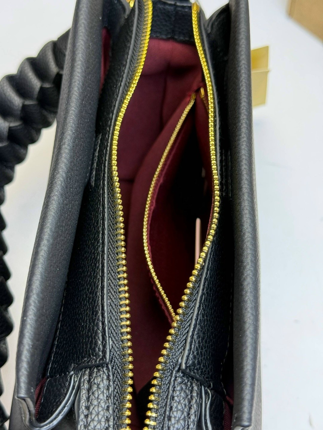 сумка coccinelle,сумка женская coccinelle,сумка coccinelle boheme,сумка кожаная coccinelle boheme small,сумка coccinelle boheme grana double