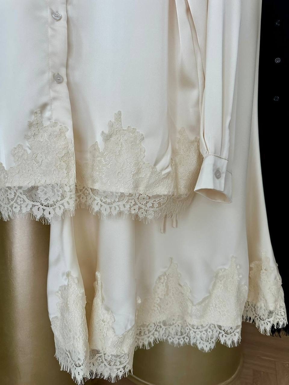 костюм шелковый,женский костюм,атласный костюм,женский костюм с юбкой,шелковый костюм с юбкой