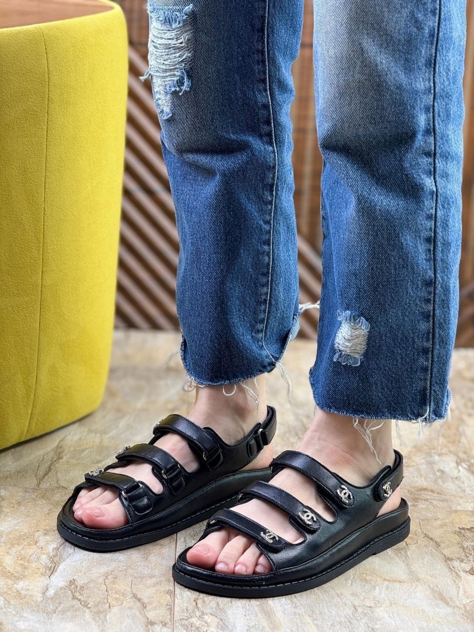 сандалии chanel,босоножки chanel,сандалии chanel черные,сандали шанель,босоножки шанель на липучках