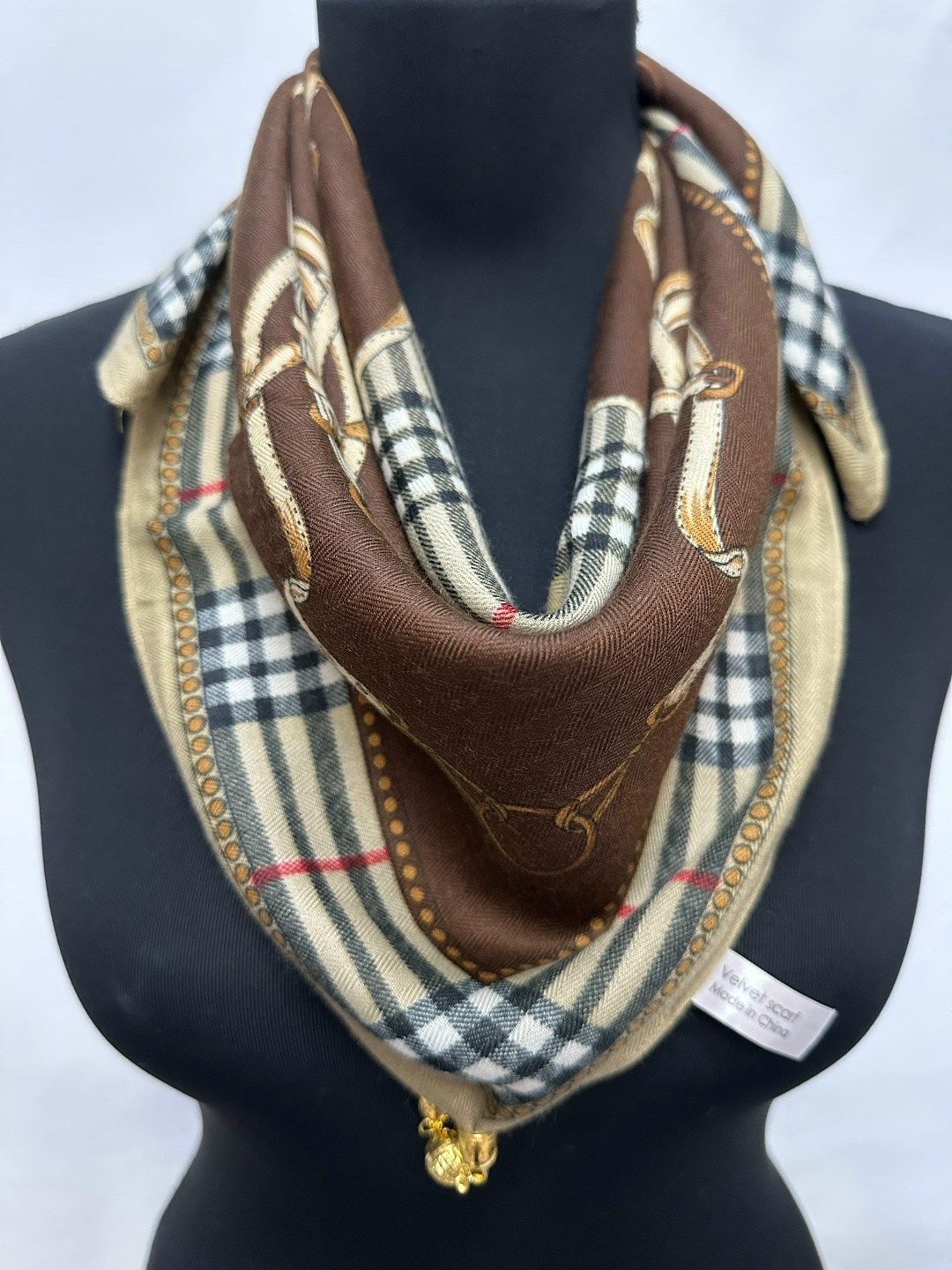 платок burberry,платок пикассо шелковый burberry,шарфы и платки,платок шелковый,женские платки