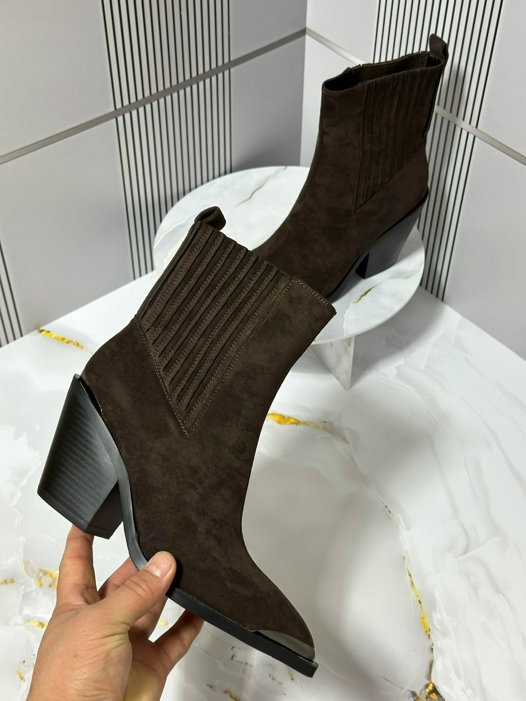 ,казаки замшевые эконика, женская,казаки женские,полусапоги