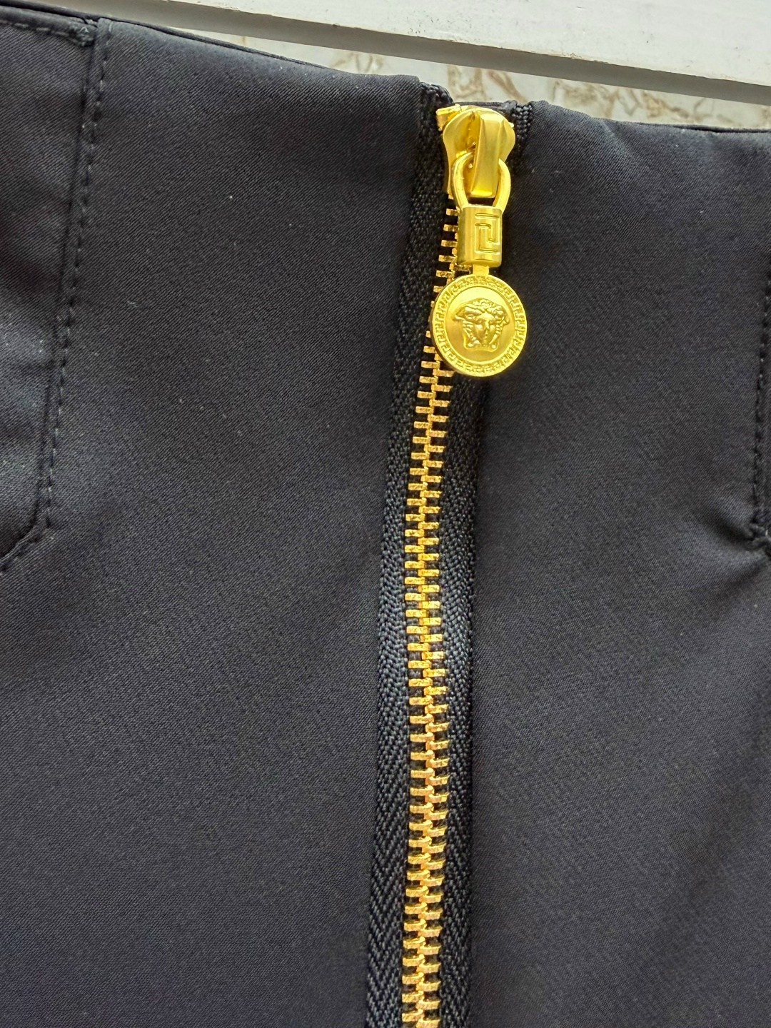 брюки с высокой талией,элегантные брюки,брюки женские с,брюки модные,брендовые брюки