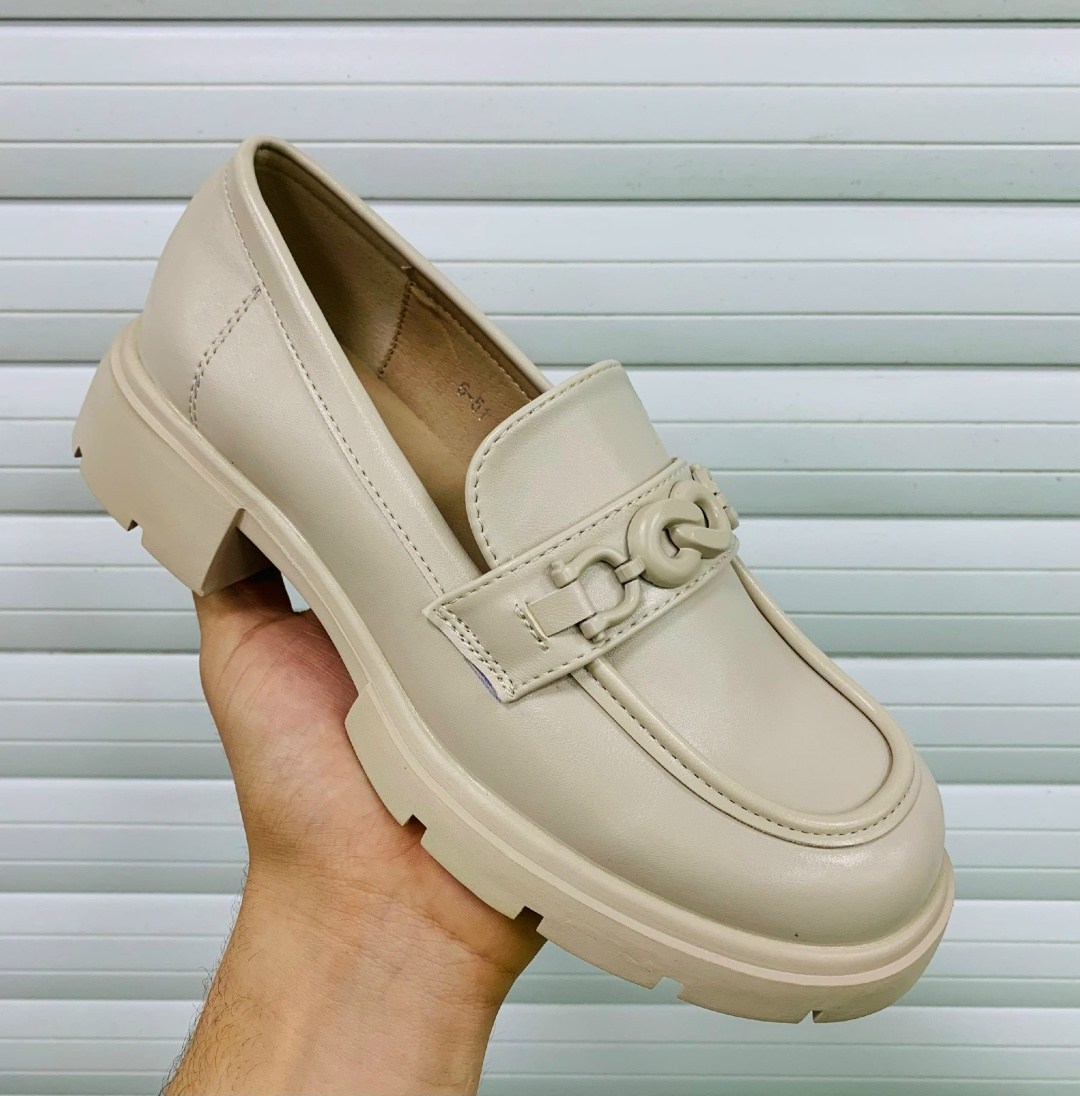 ,лоферы женские,женская ,модные лоферы,туфли