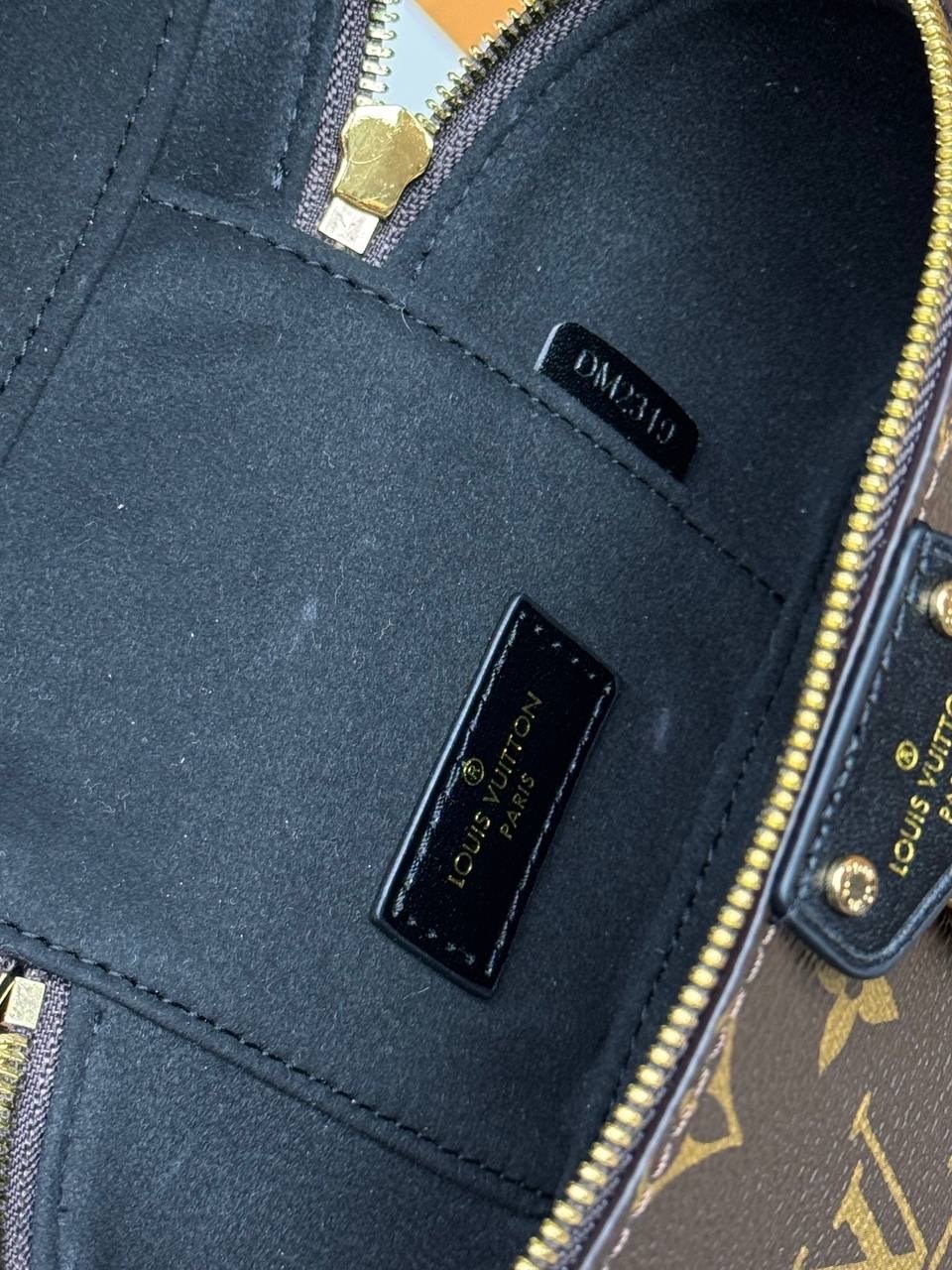 сумка женская louis vuitton,louis vuitton сумка,louis vuitton женская сумка через плечо с,louis vuitton сумка на плечо ведро,louis vuitton косметичка