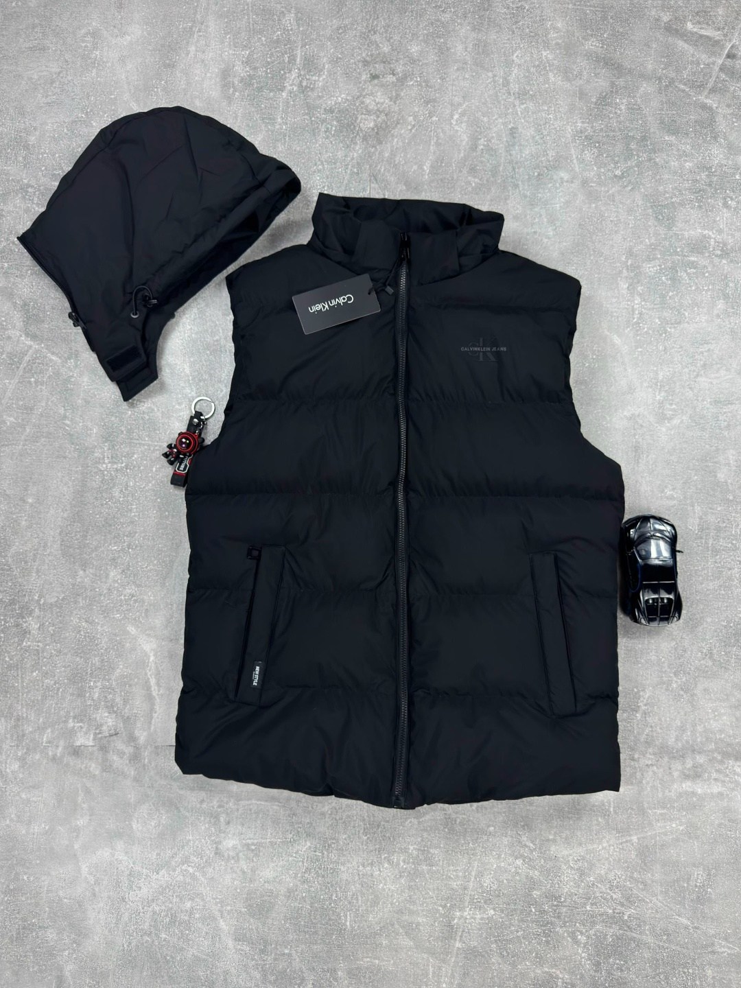 жилетка мужская утеплённая классическая чёрного цвета,мужские жилеты на синтепоне,мужской утепленный жилет,мужские жилетки,утепленный жилет мужской nobrand ada10 черный xxl