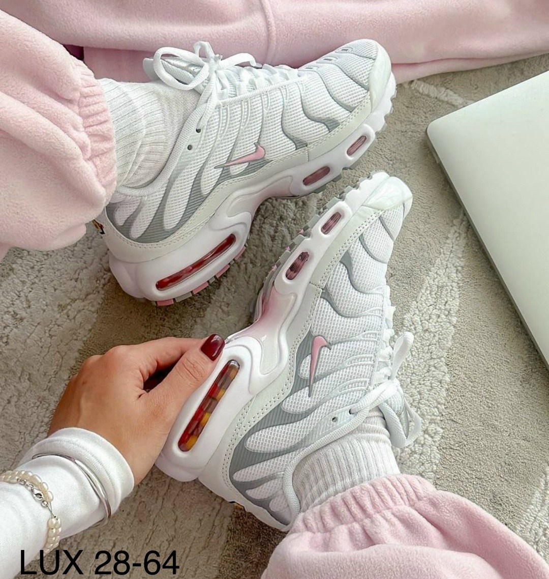 кроссовки спортивные air max tn plus nike,кроссовки летние спортивные nike air max tn plus,кроссовки женские air max tn plus nike,кроссовки air max tn plus nike,кроссовки спортивные air max plus nike
