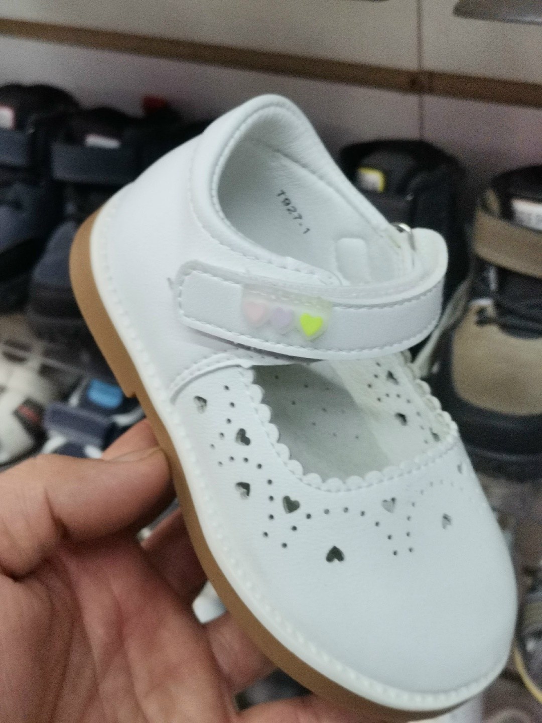 сандали капитошка,,сандалии капитошка для девочки молочного цвета,сандалии капитошка, детская