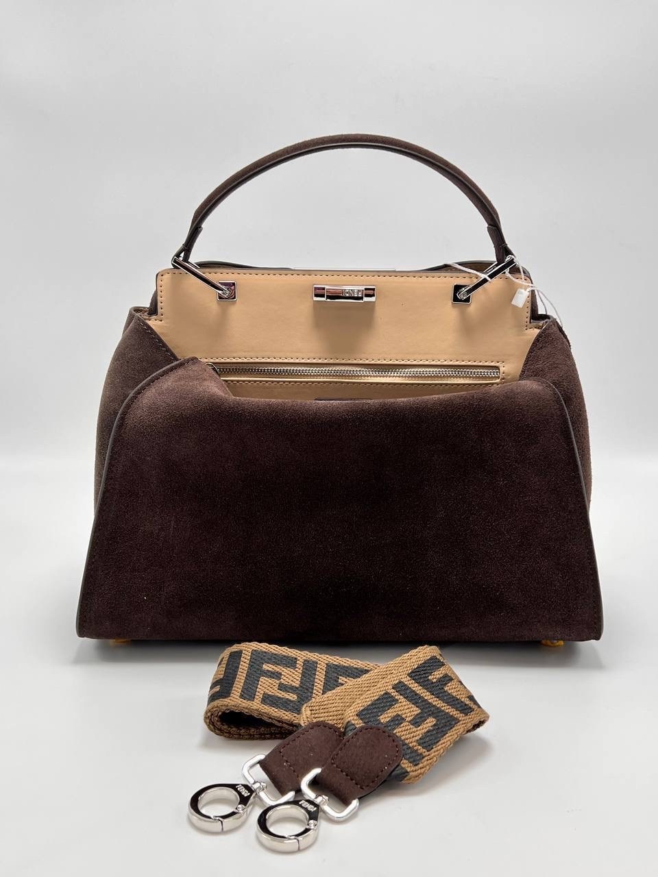 fendi сумка,замшевая сумка fendi женская,сумка fendi peekaboo замшевая,сумка замшевая,замшевая сумка fendi