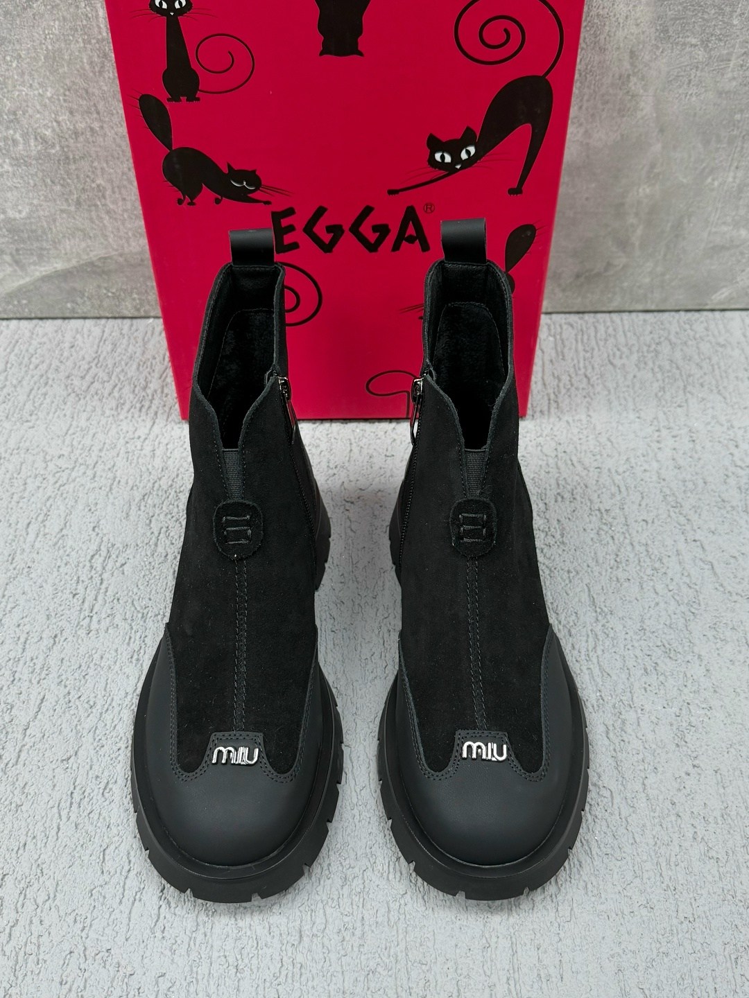 ,женские ботинки,женская ,ботинки модные,стильная