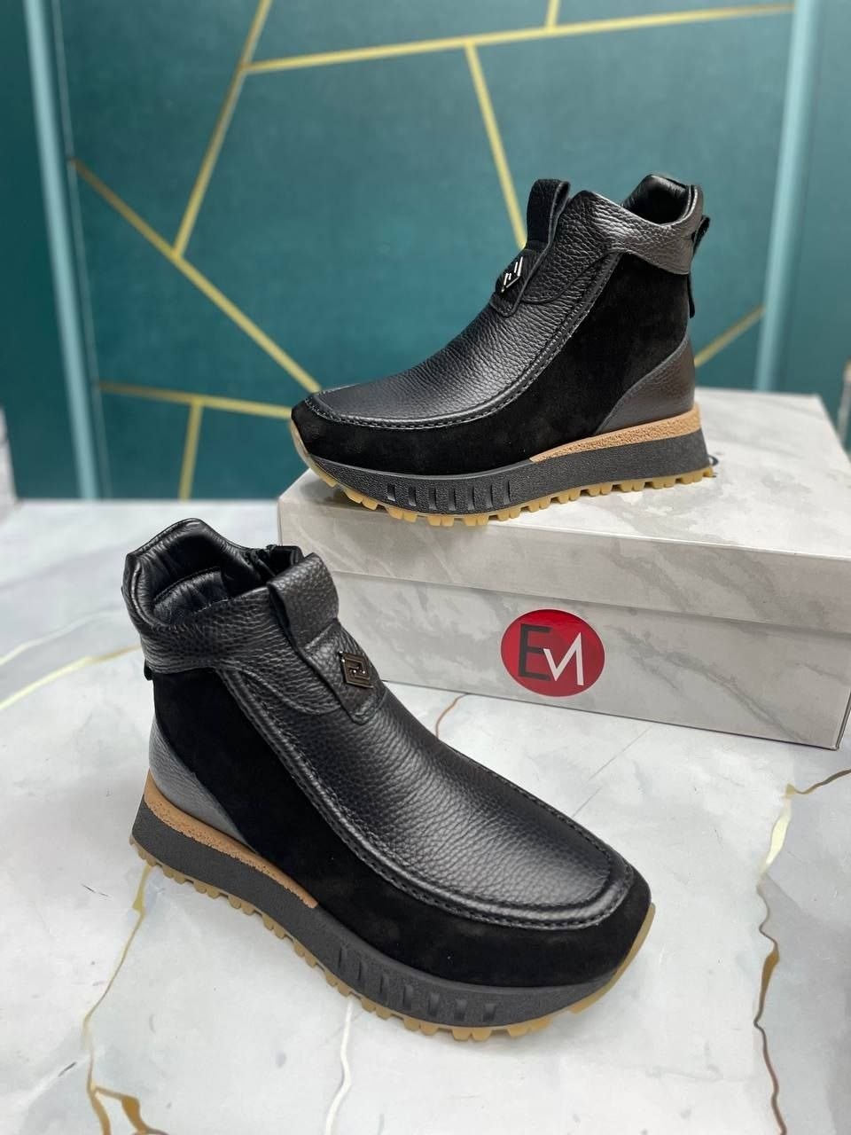 ,женские ботинки,женская , зимняя,обуви