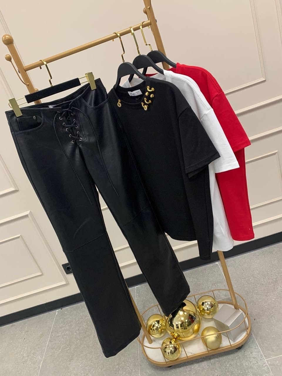 кожаные женские брюки,брюки кожаные,модные кожаные брюки,кожаные штаны,брюки из экокожи