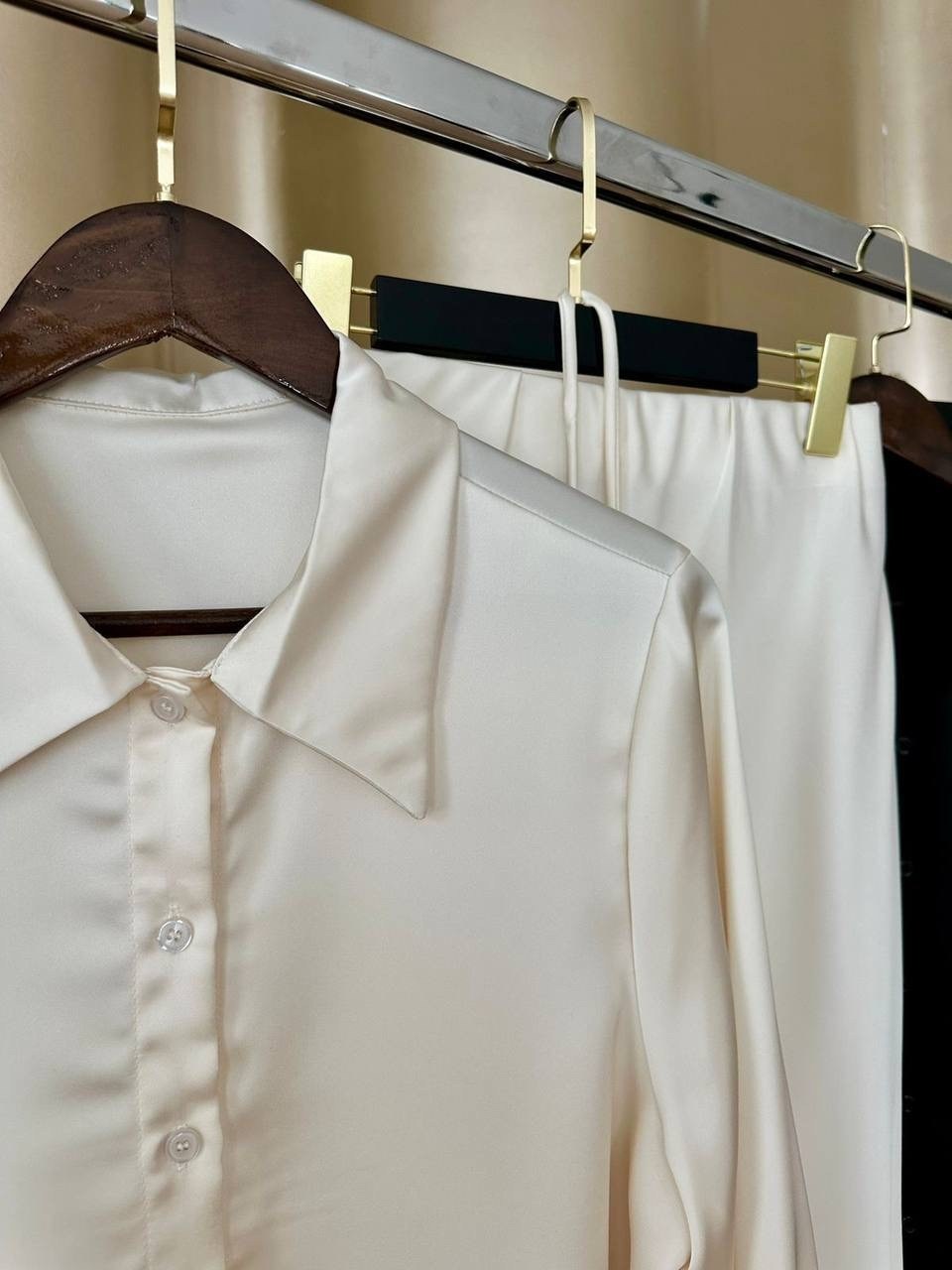 костюм шелковый,женский костюм,атласный костюм,женский костюм с юбкой,шелковый костюм с юбкой